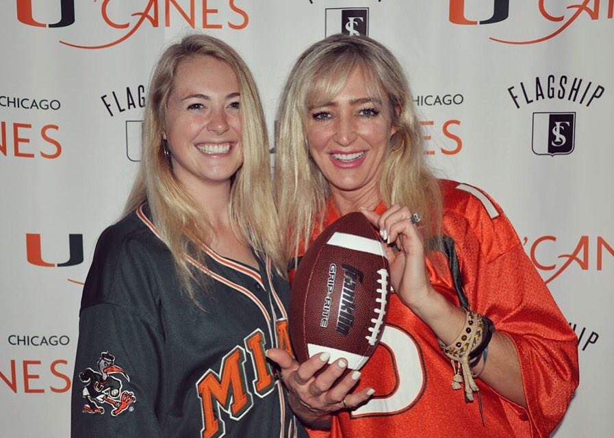ChicagoCanes's tweet photo. It’s gameday! See you at @FlagshipChicago! #BeatUNC #ChicagoCanes https://t.co/YVFrozcvST