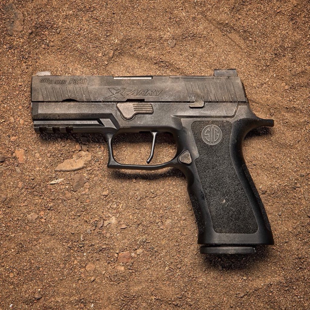sigsauerinc's tweet photo. When the dust settles, you carry on. #xcarry #NeverSettle #MyP320 (Photo courtesy of Battle Born Photography) https://t.co/y4V3aNXYU4