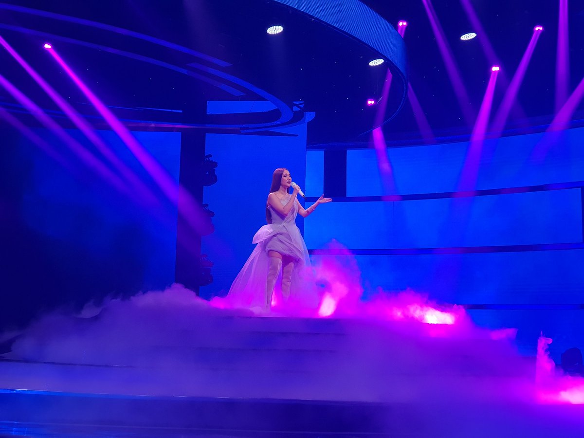 TRANSTV_CORP's tweet photo. BCL membawakan lagu Jera di #HUTInsert15 https://t.co/r23qfTPbZ7