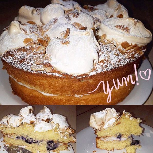 smrchs_Art_Tech's tweet photo. How fab do these meringue topped Madeira cakes, filled with cream cheese, homemade lemon curd & blueberry filling look π Pupils had a challenging time at the Advanced Baking Club yesterday with Mrs Hayes but each one turned out perfect ππ»π°π #Baking #Cake #smrchs #bakingclub https://t.co/zlK9I1ESvL