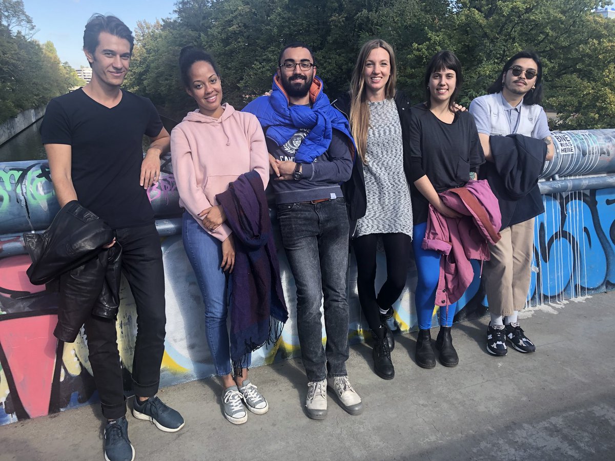 hesterhil's tweet photo. Meet the team who makes the magic happen @mermaid_studios #proud #takingabreak #userexperience #designthinking #teamwork #makesthedreamwork #thankful #berlin #sunshine ☀️🙌🙏💛 https://t.co/wU2VICpkjV
