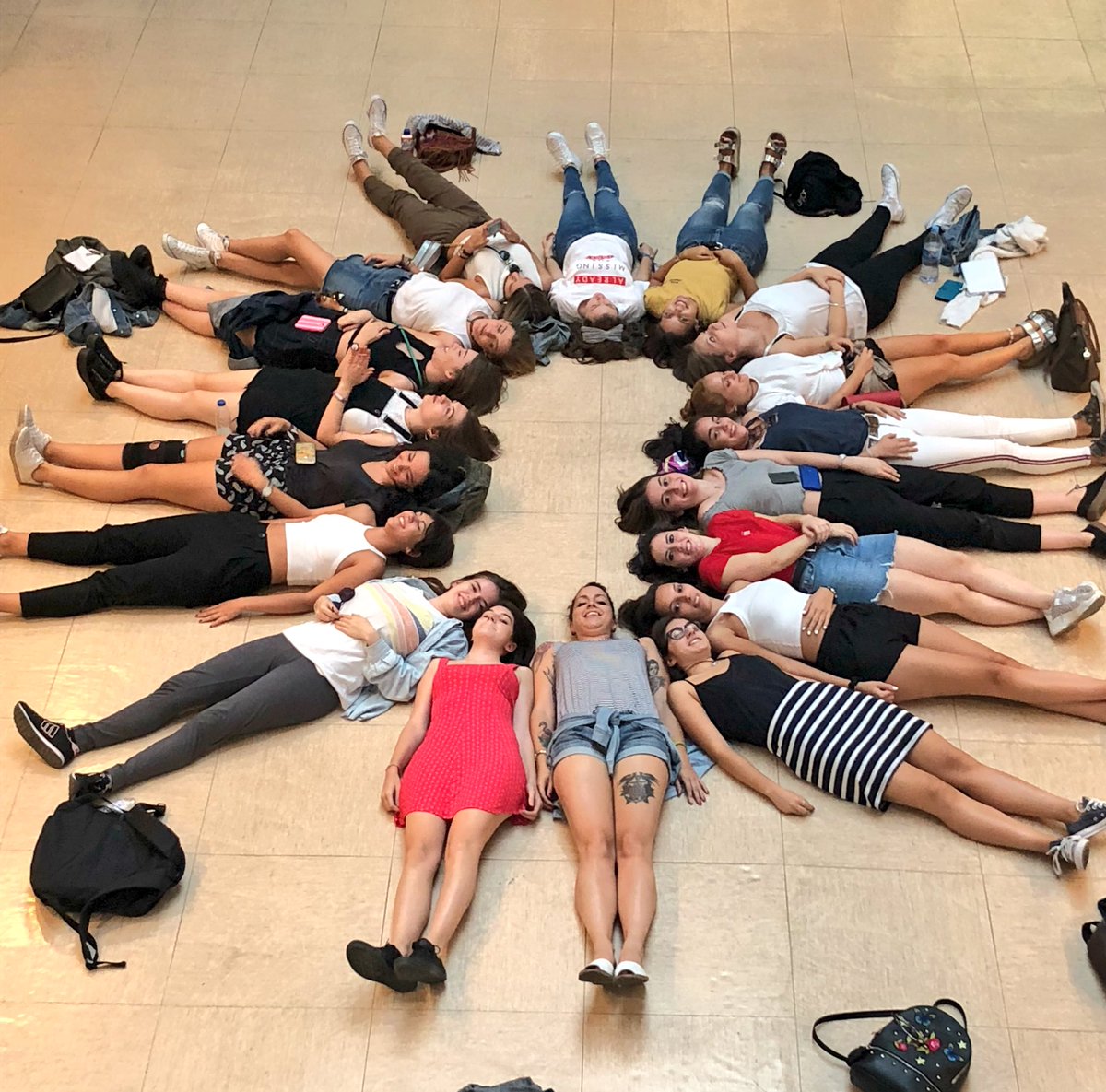 jlparejo's tweet photo. (3) Momentos divertidos del 1er Paseo Pedagógico @EduUva_Segovia @UVa_es @medialabceaex 🤣🤪🤓 https://t.co/Ubf1ulX7ob