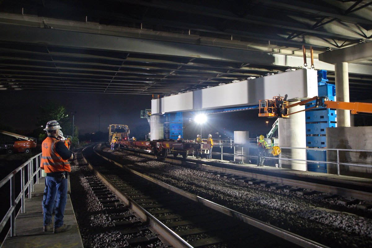 TrinityMetro's tweet photo. A custom-built horizontal support beam was placed under Spur 280 to allow for widening the “hole in the wall” for two main tracks instead of one. The new track will be for #TEXRail exclusively &amp; the existing track will be used by #TRE &amp; UP. #MasterPlanInAction @CityofFortWorth https://t.co/bSjtqrmvW1
