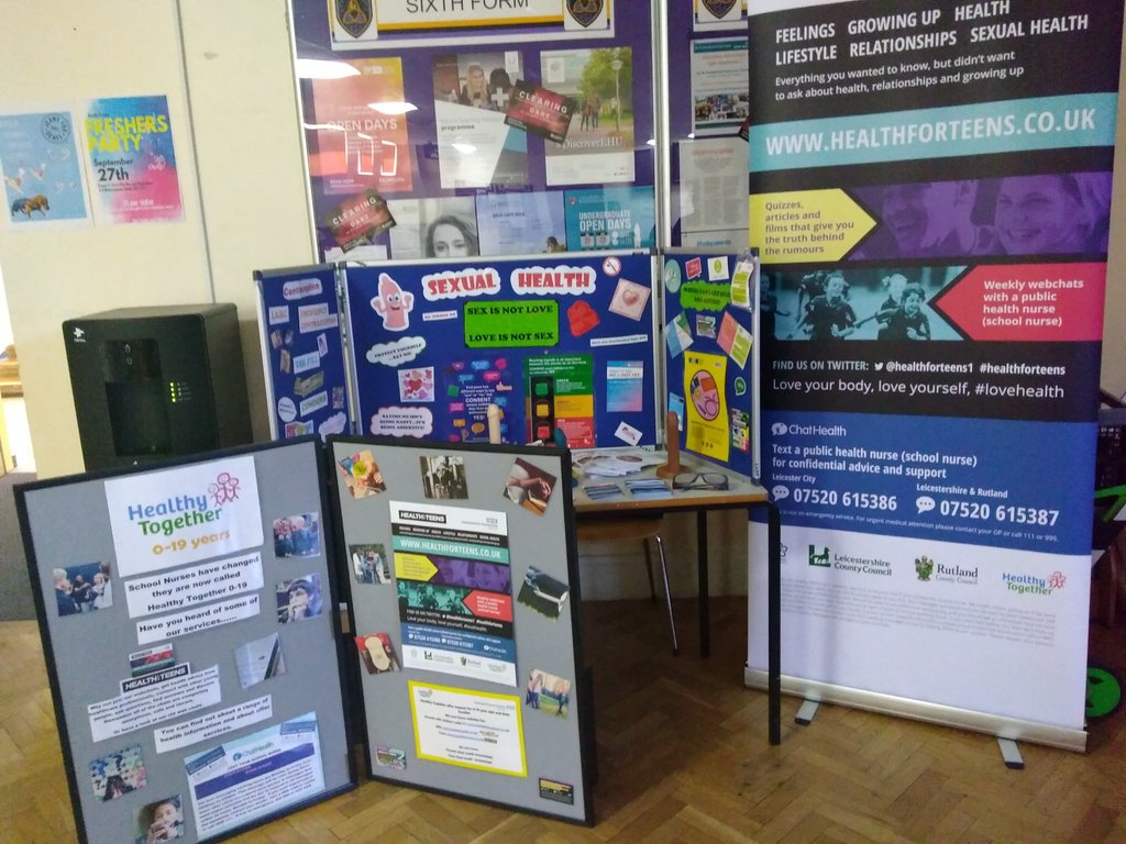 nhs_lucy's tweet photo. This week we have been over at wigston academy, talking about consent #healthytogether #consent #oadbyandwigston #schoolnurses #0to19 https://t.co/DDFjnksgo9