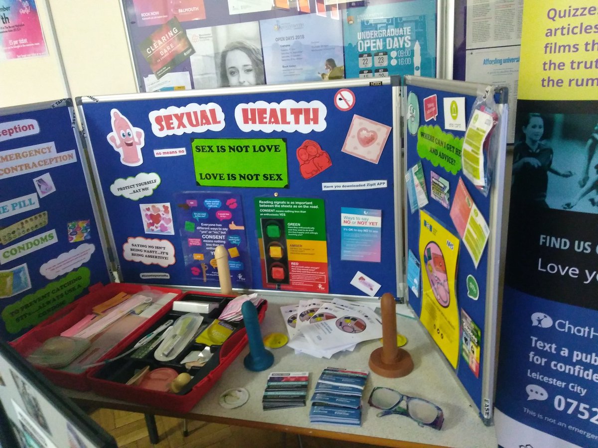 nhs_lucy's tweet photo. This week we have been over at wigston academy, talking about consent #healthytogether #consent #oadbyandwigston #schoolnurses #0to19 https://t.co/DDFjnksgo9