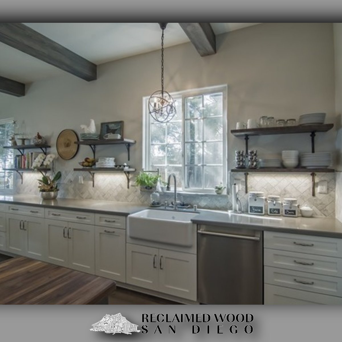Tying this project together with gray wood. #reclaimedwood #reclaimedwoodsandiego #sandiego #homedecor #rusticshelving #kitchen #rusticdesign #recycling #upcycling #farmhousekitchen #boxbeams #beams #exposedbeams