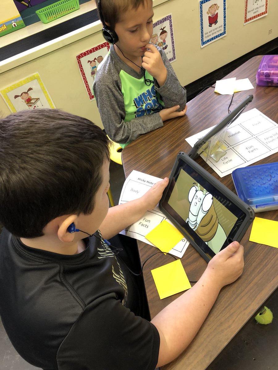KepleyJessica's tweet photo. Working hard on insect projects this morning in room 139. #EpicApp #google #didyouknow @RES_RSSS @JenniferWarden5 https://t.co/qXm6j5ndZP