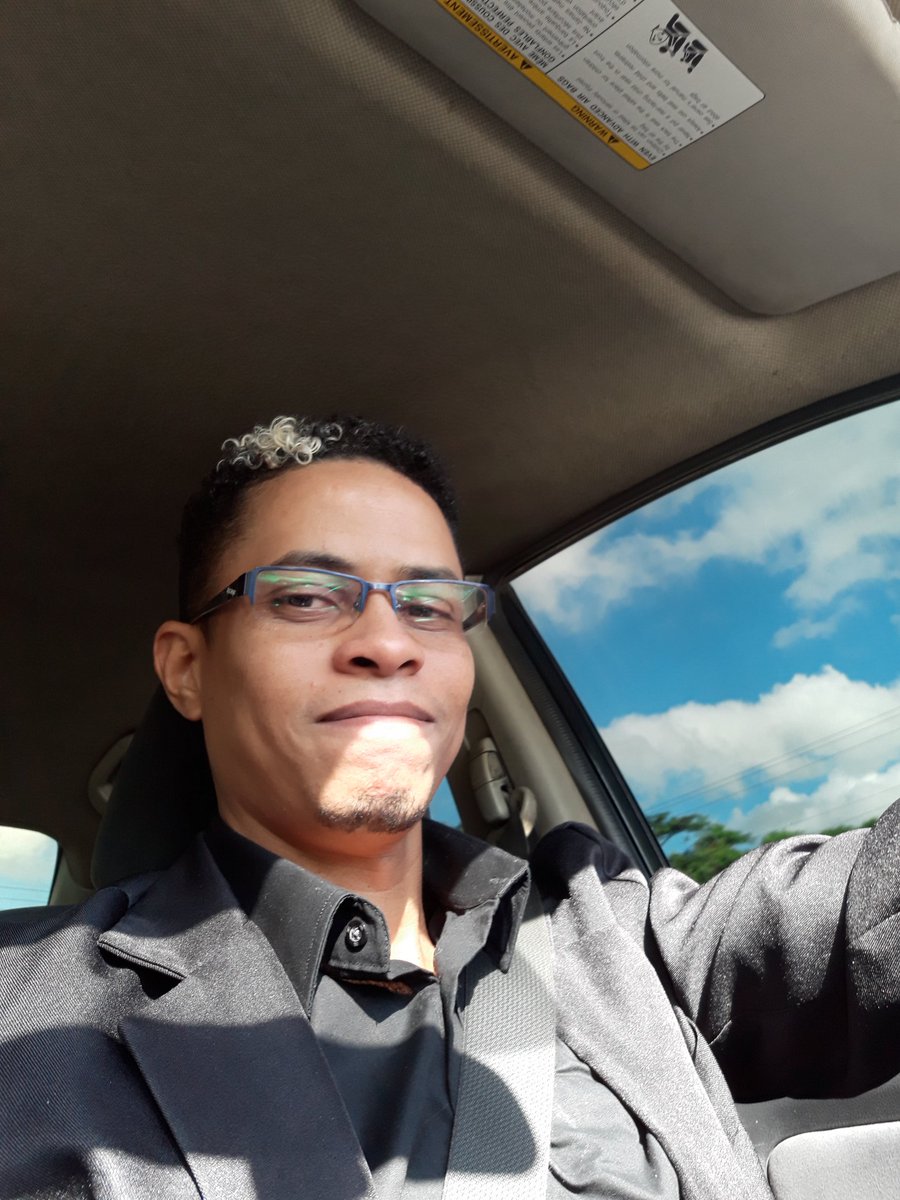 PedroAybar4's tweet photo. Siempre Feliz #SemanaMovilidadRD disfrutando del paisaje. I❤RD @INTRANT_RD https://t.co/XzKR4r63Cb