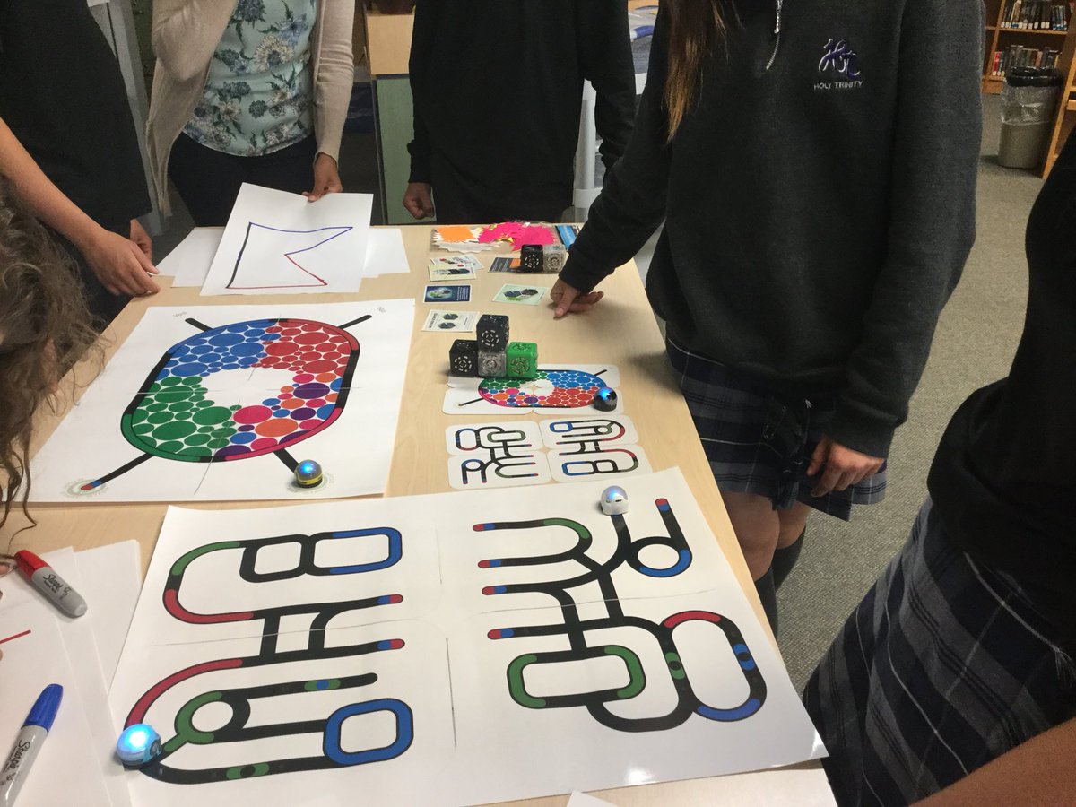 TITANSLLC's tweet photo. Coding with CASA and Ms. Hickling’s Grade 9 Students! 
@HTCSSPVNC @PVNCCDSB #pvncleads https://t.co/BnwrMr48hu