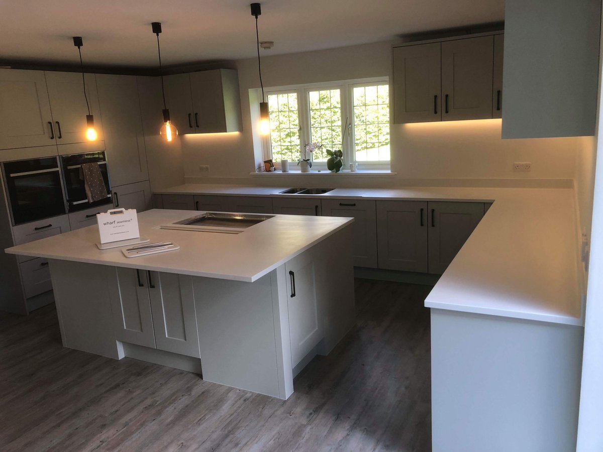 TheWharfBlog's tweet image. Installation this week embracing those neutral tones with seamless white worktops providing a fresh finish to the kitchen. #insistonseamless