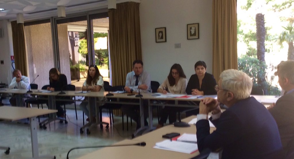 Prefet2B's tweet image. #CLAV Installation du comité local d'aide aux victimes co-présidé par Hervé Doutez, Directeur de cabinet de @Prefet2B et Caroline Tharot, Procureure de la République ➡️gouvernement.fr/guide-victimes…