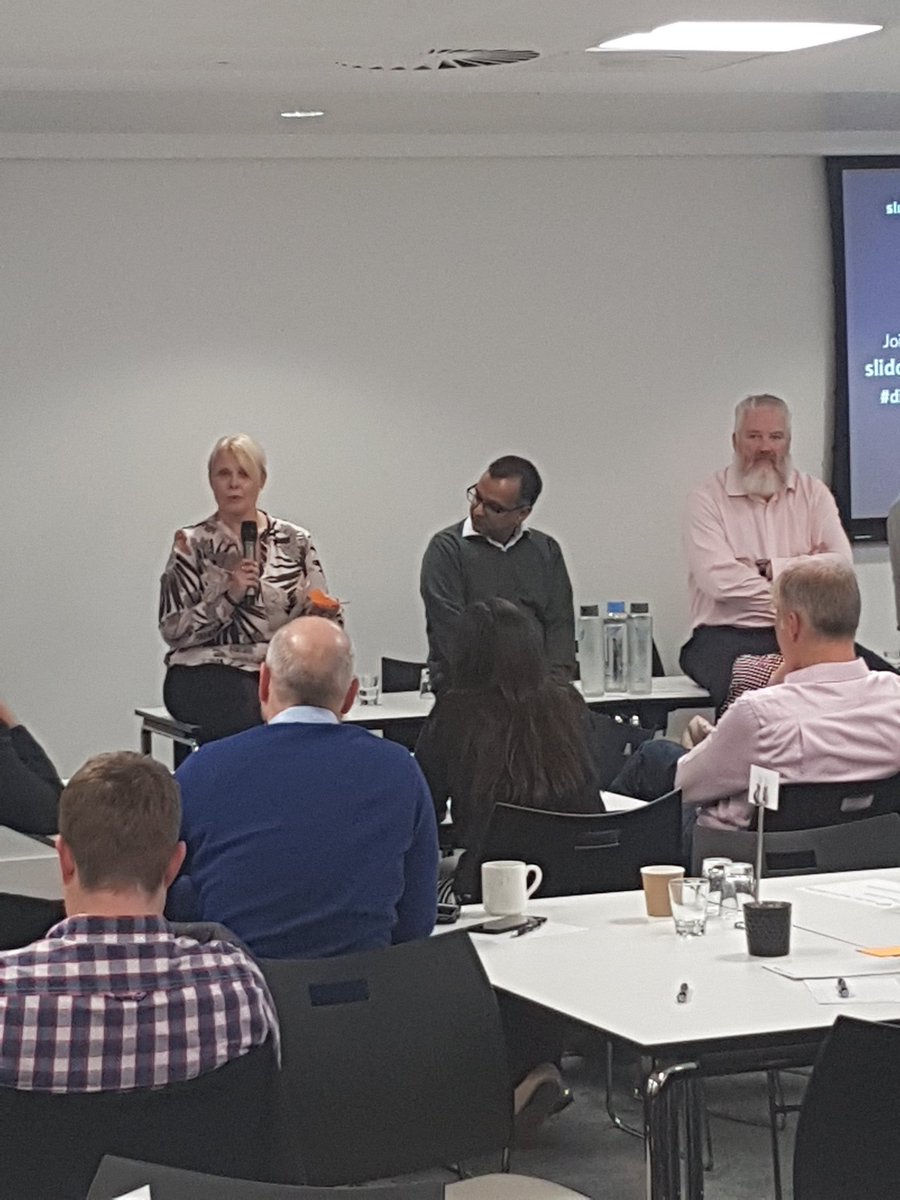 mconnolly_7's tweet photo. @JaneKenny26 gives our #digitalvoices project a well-deserved plug #womenindigital #dwpwid #DWPDigiLeaders https://t.co/AMDSYXrOrA