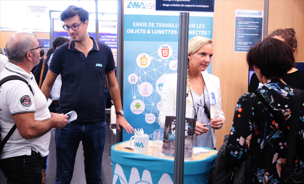 AMA_XPERTEYE's tweet photo. @l4mfr , @AmEcoffey, Jeanne &amp; Thibault sont très heureux d'avoir échangé avec vous #24HEmploiFormation #Rennes #emplois le #recutement @AMA_SAfrance continue sur https://t.co/81dj20pgg9, https://t.co/wVA9Qoi1iZ FB AMA - Smart Glasses at Work Applications https://t.co/lie9JwaAqP