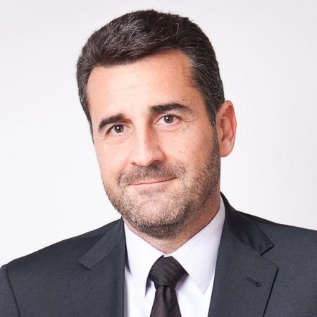 La  #TransformacionDigital  es  una  oportunidad,  no  una  amenaza. <a href="/hdejuan/">Hugo de Juan</a>  nos  explicará  cómo  pueden  aprovecharse  las  #pymes  comerciales  y  de  #artesanía  de  la  #digitalizacion, en la ponencia que tendrá lugar en #RetailFuture2018.

+info en retailfuture.es