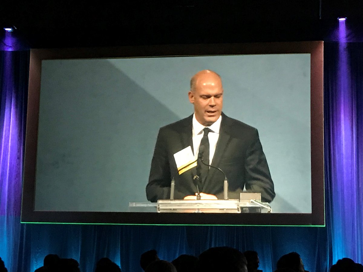 LeftCoastFoods's tweet image. “Impact is really how you should measure success." Thank you @EYCanada for recognizing Ian Walker's leadership in Social Impact bit.ly/2QawlT7 #EOYPacific