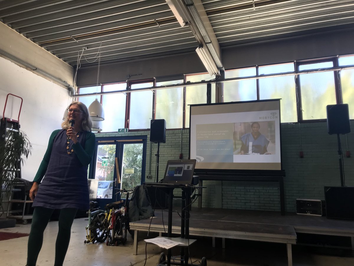 fietscommunity's tweet photo. Is fietsen de oplossing van vervoersarmoede? Zo simpel is het nog niet! Vandaag spraken verschillende experts over dit onderwerp met de fietscommunty. https://t.co/OgRRl5yOE2