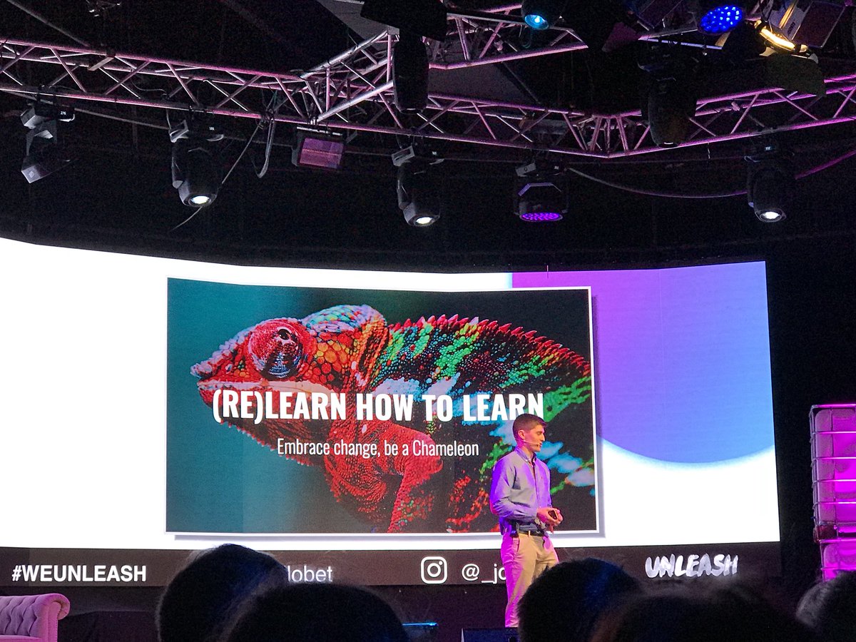 Jequi2563's tweet photo. Inspired by @jcllobet at #WeUnleash . The future is about change and versatility. Never stop (re)learning!!! #axateam #proudtobeaxa @AXASegurosEs https://t.co/CE0SJ85KeY