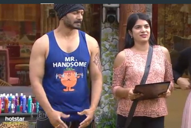 TeluguOdu's tweet photo. #BiggBoss2 Deciding factor of final winner
Watch:: https://t.co/cgY8JMo4cr
#BiggBossTeluguSeason2 #Biggbosstelugu2 #KaushalArmy #Kaushal #DeepthiNallamothu #DeepthiFakeVotingExposed #GeethaMadhuri #GeethaArmy https://t.co/ArjTAJrLM5