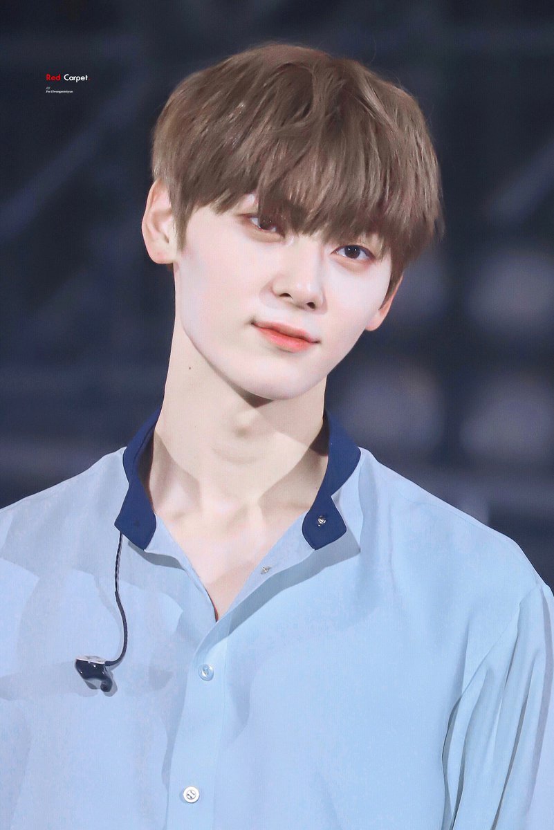redcarpet_mh's tweet photo. 180602 천사야💫 #황민현 #민현 https://t.co/Cz4woZ211s