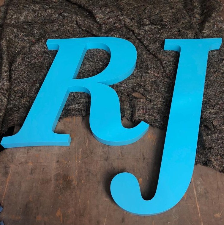 Are you looking for a trade sign supplier? We have a wealth of knowledge and experience to help with your next project. Call us on 01843846792 or email:enquiries@janddsigns.co.uk
#signs #signage #tradesupplier #contactus