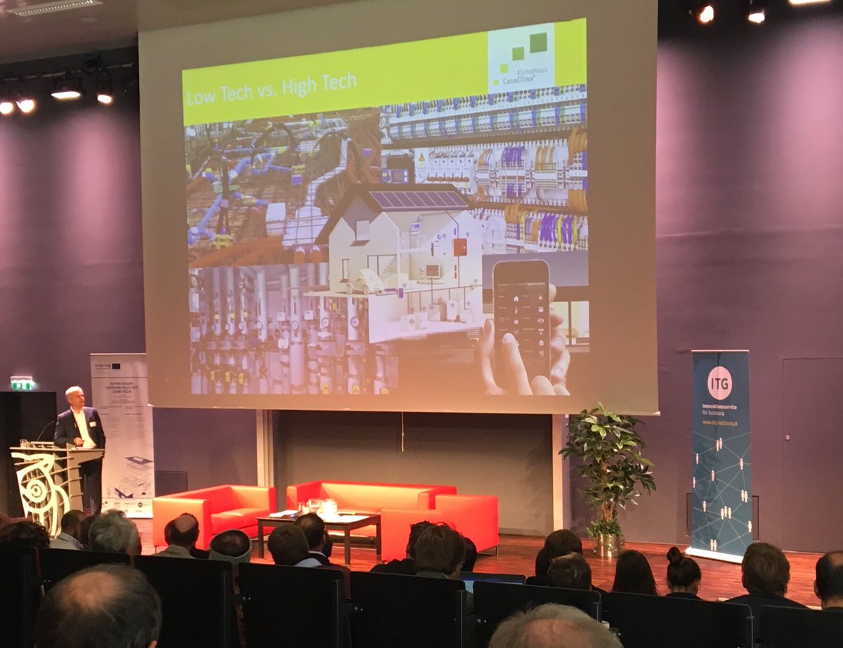 gruenstattgrau's tweet photo. Gebäude werden immer komplexer! #lowtech heißt maßvoller Einsatz von TECHNIK, umweltverträgliches Bauen. #AlpinesBauen #UlrichSanta von #KlimaHaus in #Salzburg https://t.co/MrGMtobxcZ