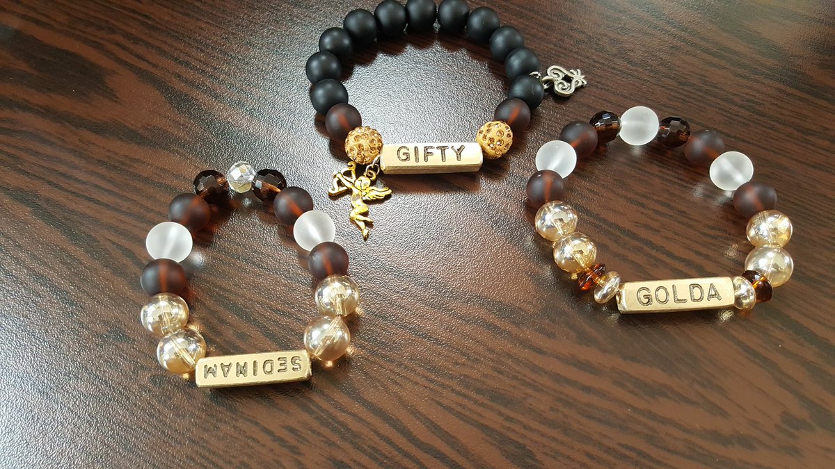 OnuiEssentials's tweet photo. We're ready. Stunning bracelets made to your taste. Get in touch on 0244242849 for yours. 40ghc only
#onuiessentials #handmade #madeinghana #madeforyou #unisex #switchyourstyleup https://t.co/IQsfhlecSr