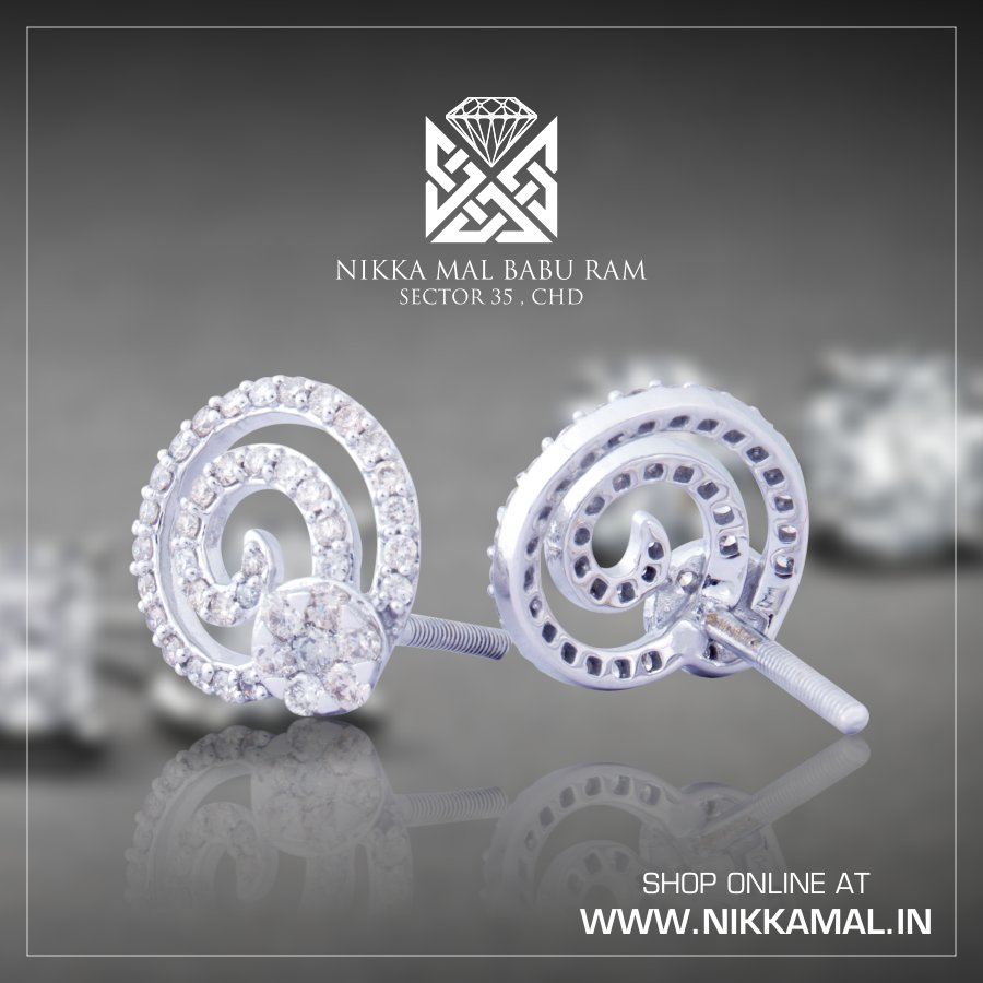 Make your life as bright as these sparkly diamond studs.

#NikkaMalBabuRamJewellers #JewellersInChandigarh #BestJewellersInChandigarh #Diamondearrings #ShopEngagementRingsOnline #BuyDiamondJewellery
