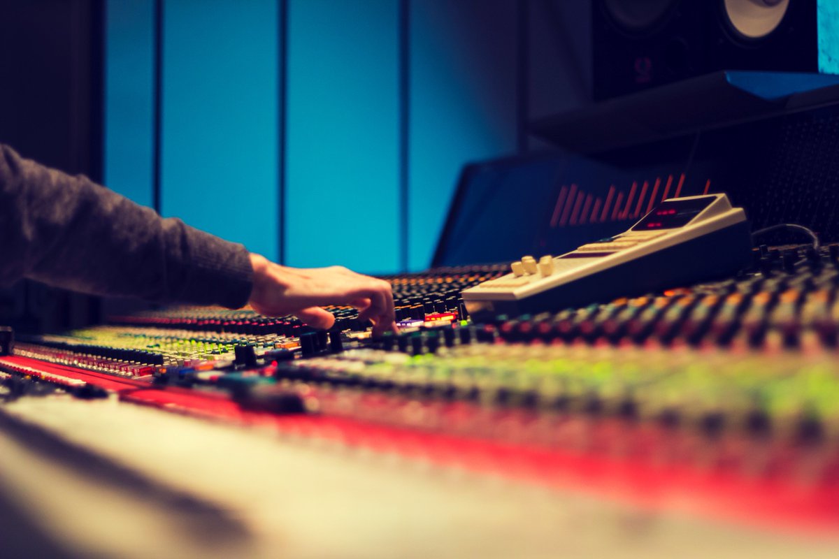 dinomusicoff's tweet photo. Music is life. https://t.co/Uh5IQgei9G