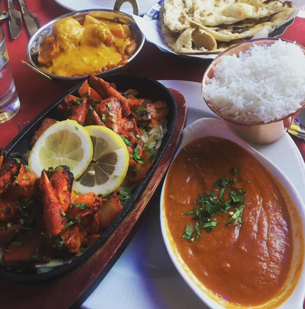 IndiaGateNI's tweet photo. You don't need a silver fork to eat good food, but you do need to be in a pleasant, cozy environment. Dine with us at India Gate! https://t.co/k1pf5RdbF9