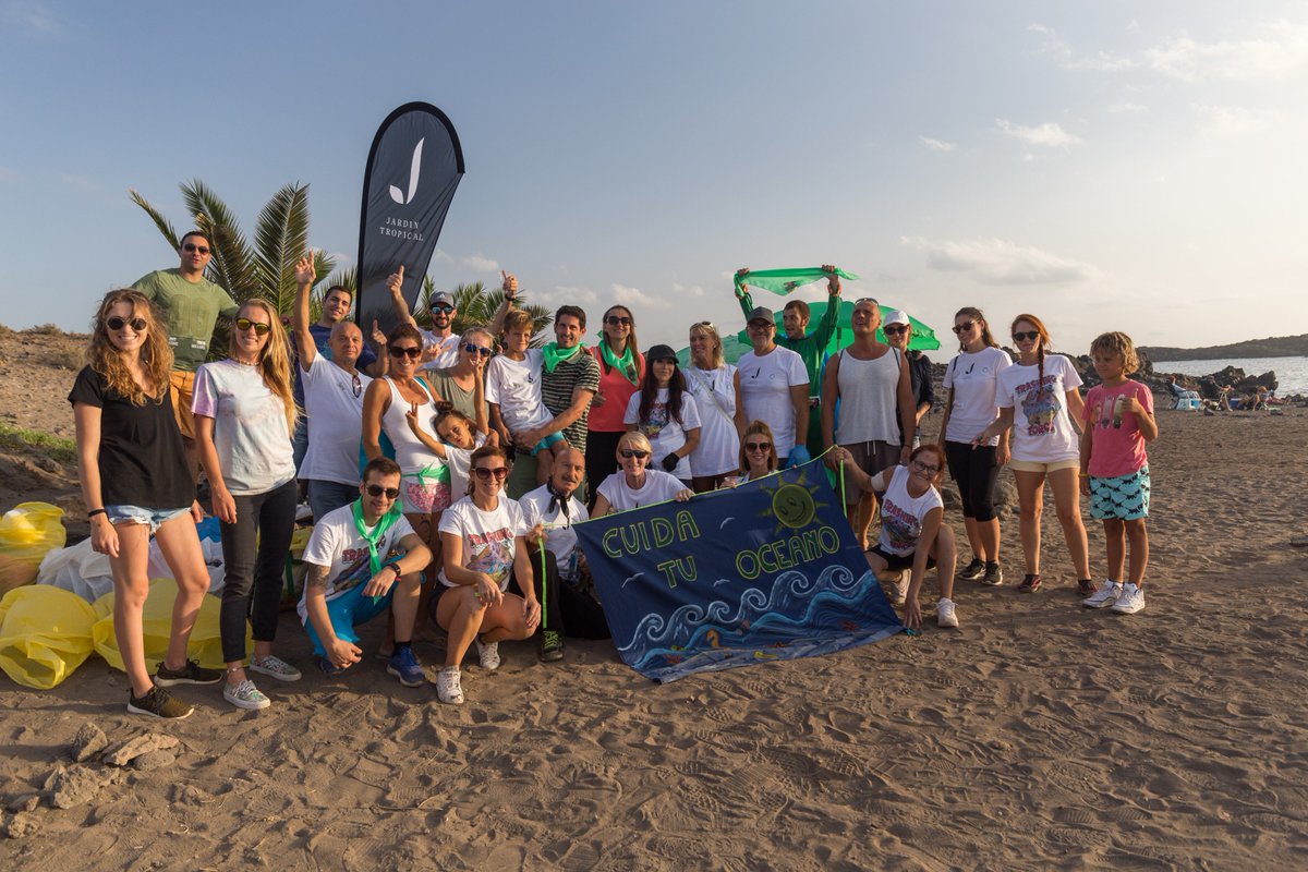 Successful International Coastal Cleanup Event In Tenerife
> > tenerifemagazine.com/events/success… by <a href="/SimonTurkas/">Simon Turkas Photography 📷</a> 
<a href="/TrashingF/">Trashing Force</a> <a href="/CanIslandsGreen/">Canary Islands Green</a> <a href="/Canary_PR/">Canary PR</a> <a href="/HJardinTropical/">Hotel JardinTropical</a> #ThrowbackThursday #Tenerife