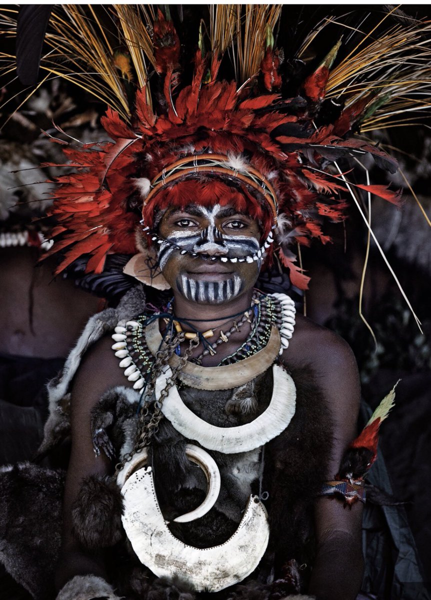 Humage to Humanity by Jimmy Nelson. Expo from the 27th september until the 28th of october in ABSOLUTE ART GALLERY Grand Sablon Brussels absoluteartgallery.com