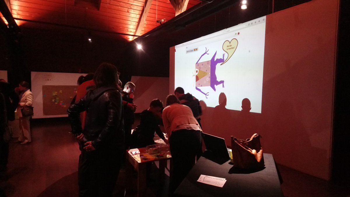 PhareNumerique's tweet photo. La semaine dernière nous avons assisté au finissage de l'exposition sortie de réserve au Musée de saint brieuc ! Pour l'occasion nous avons pu présenter le résultat des participant des CodinGouter, encore un grand merci à tous les participants et les organisateurs ! https://t.co/ELoN5CKUuO