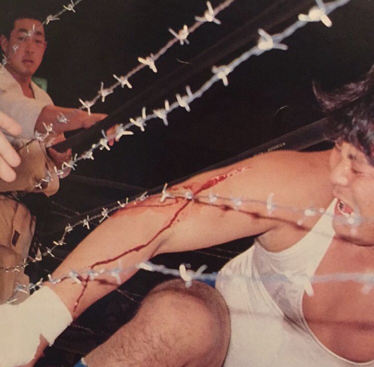ShamansWorld1's tweet photo. Jesus that arm gash on Onita is insane and LOOK ๐ at that barb wire,in the words of Joey Styles, Holy Shit! #onita #fmw #fmwwrestling #japanesewrestling #hardcore #barbwirematch #deathmatch https://t.co/2kN12n3JzH