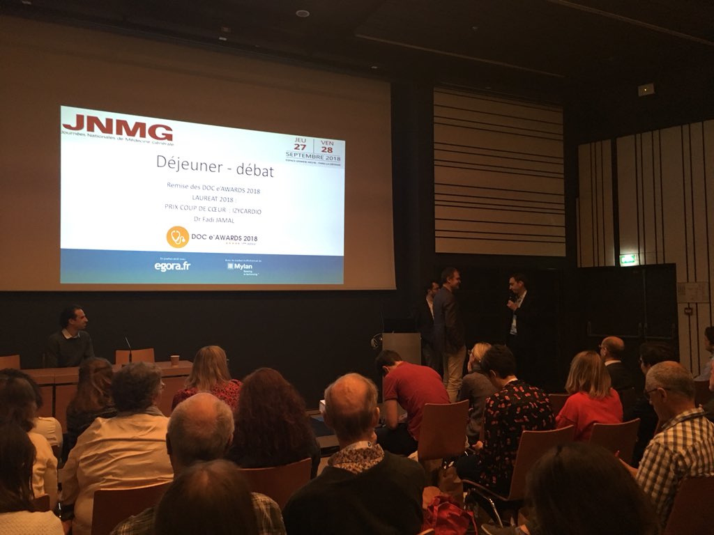 BastieFrederic's tweet photo. Prix coup de cœur des Doc eAwards 2018 : La start-up IzyCardio ! 
Remise des prix par @LionelREICHARDT et #Mylan 
#JNMG2018 #Hcsmeufr https://t.co/lVcqrKtU94