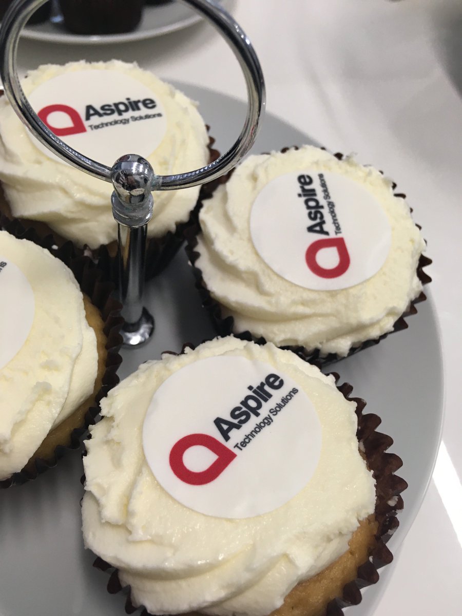 aspirets's tweet image. These branded cupcakes were demolished approx. 5 seconds after this photo was taken #goodseminar #goodcake