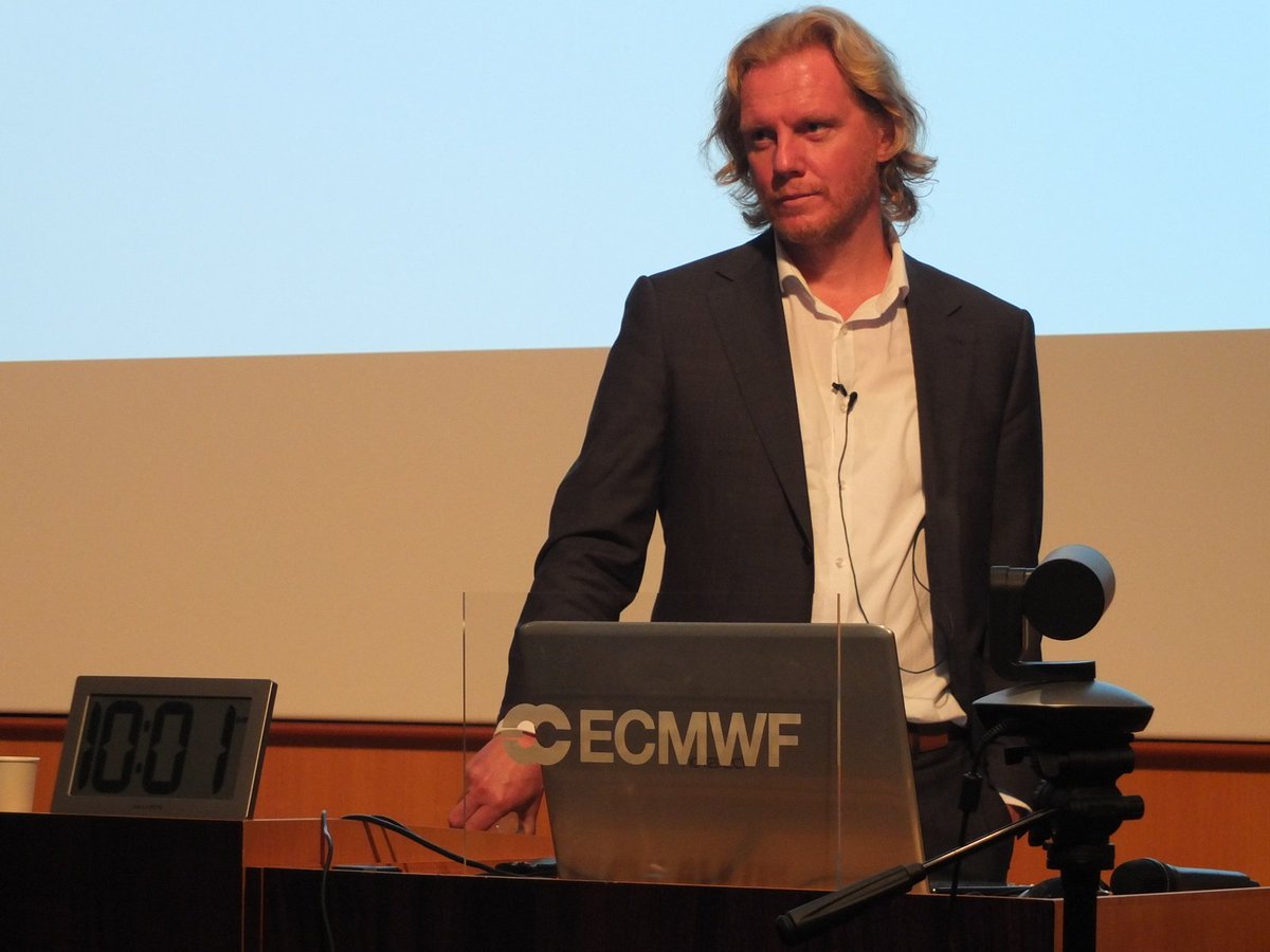 ECMWF's tweet photo. You can now watch the recording of today's keynote talk at ECMWF's #HPC workshop #HPCWS2018 by Wilco Hazeleger @eScienceCenter: https://t.co/kS4CfYzMe9 Continue watching the HPC workshop live at https://t.co/Y1vmDXFzcq Full programme at: https://t.co/XIBp9MzBdO https://t.co/MHbGH4PXJX