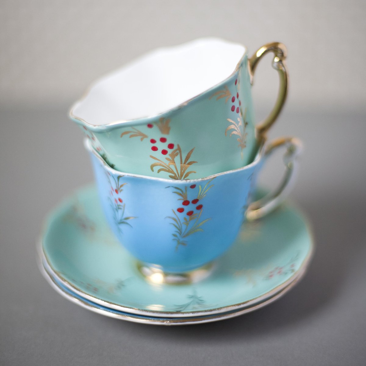 crockcupboard's tweet photo. Hope the afternoon tea goes well for all your generous supporters! xxx @RHNuk #vintagecrockeryhire #shabbychic #crockery #vintage #teaparty #vintagecrockery #teacups #cupcake #plates #vintagecutlery #afternoontea https://t.co/cj7JK8tEep
