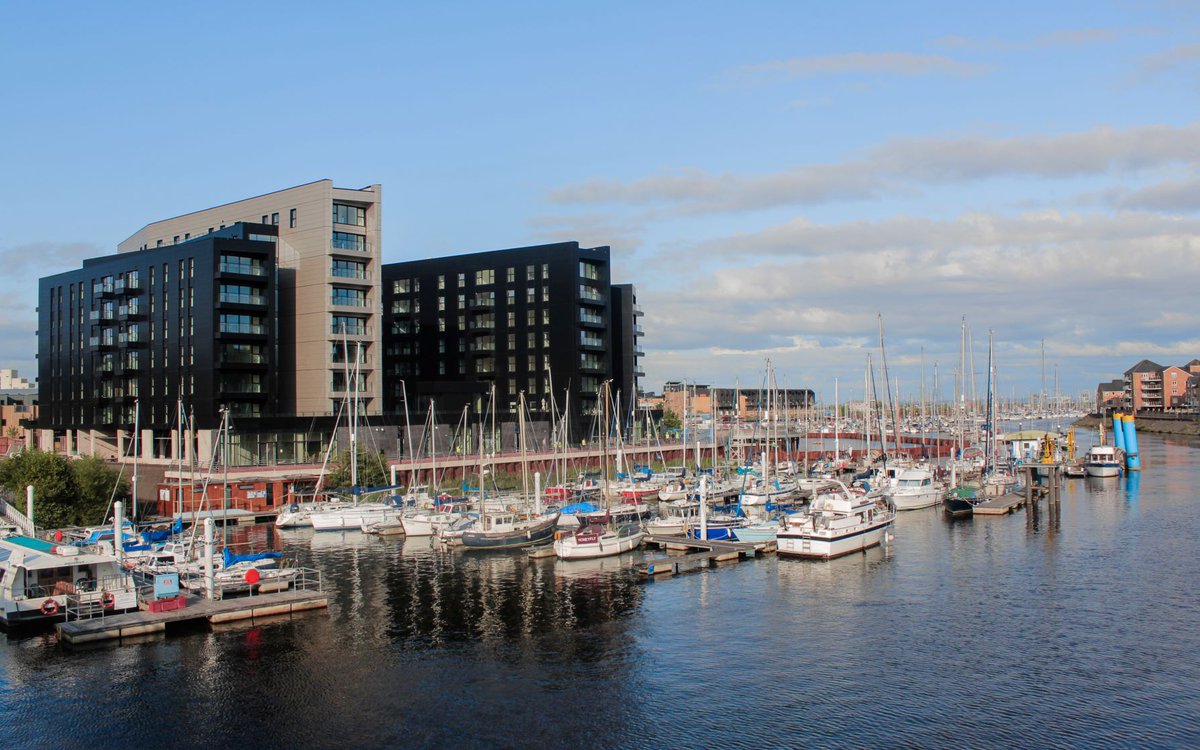 A beautiful addition to the #Cardiff skyline: the <a href="/Bayscape1/">Bayscape</a> we were part of, which is situated in Cardiff Marina #construction <a href="/VisitCardiffBay/">Visit Cardiff Bay</a> <a href="/RioArchitects/">Rio Architects Ltd.</a> #BrilliantBuildings
