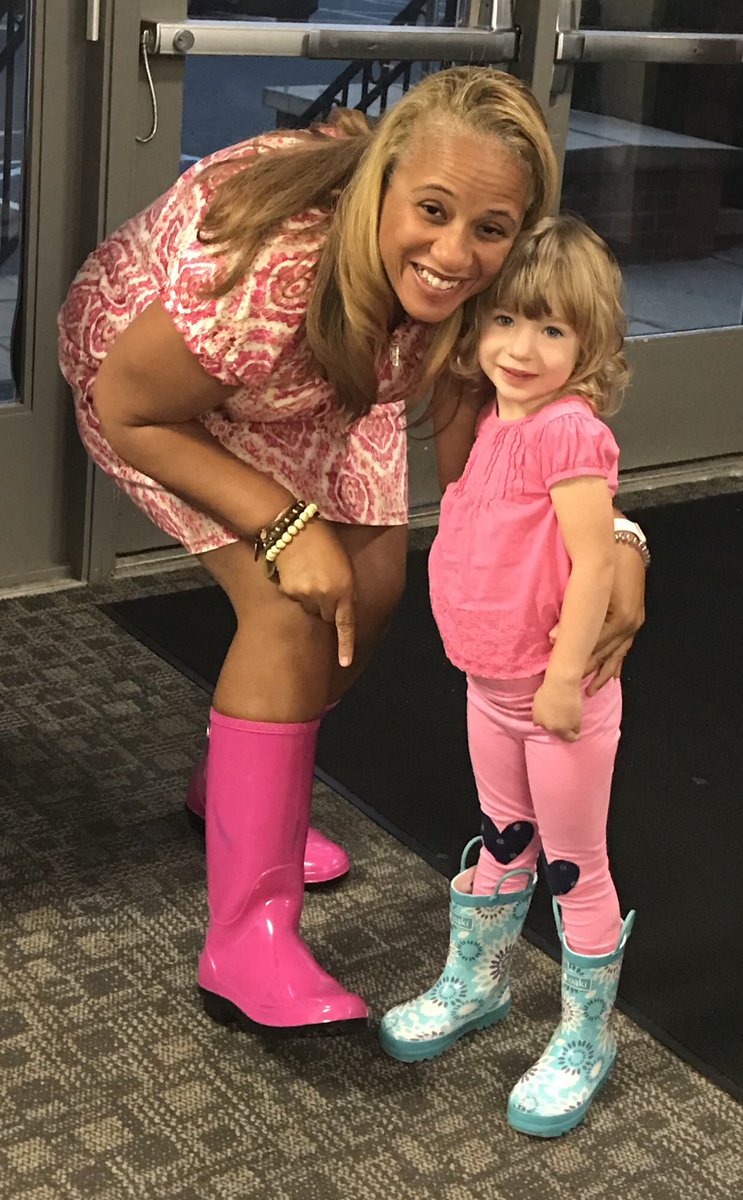 JoyKWarner's tweet photo. When little Spartans and big Spartans have cute matching feet! #spartanlove https://t.co/88mVDppbN5