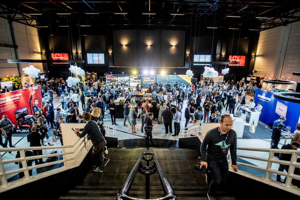 #EventosMadrid |¡Aquí seguimos! En el #eShow en #Madrid ¡Ven a visitar en nuestro stand 10 en e pabellón 6 del @feriademadrid. <a href="/eshowesp/">eShow</a>