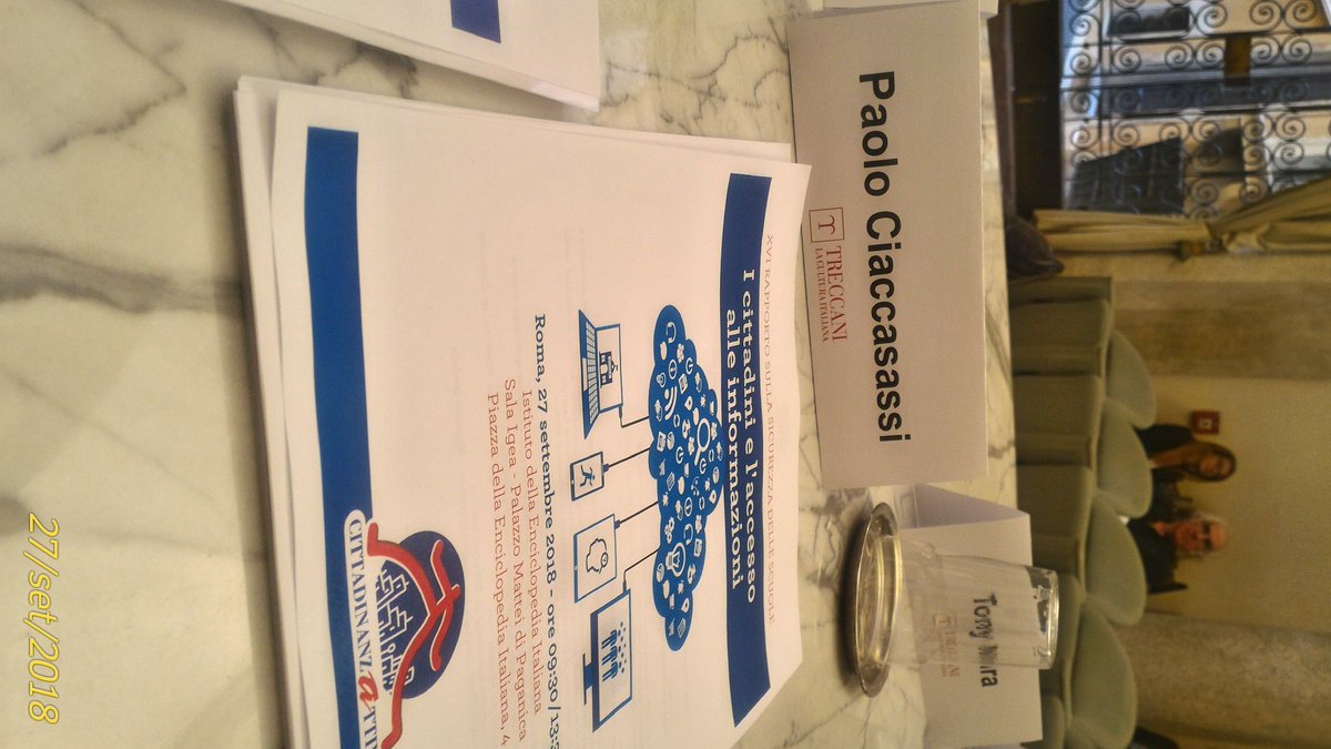 Ciaccasassi's tweet photo. Oggi a Roma si parla di sicurezza delle scuole ..... onorato di essere presente per illustrare il lavoro dell'Ufficio Speciale Ricostruzione della Regione Umbria https://t.co/UxnHJPJviy