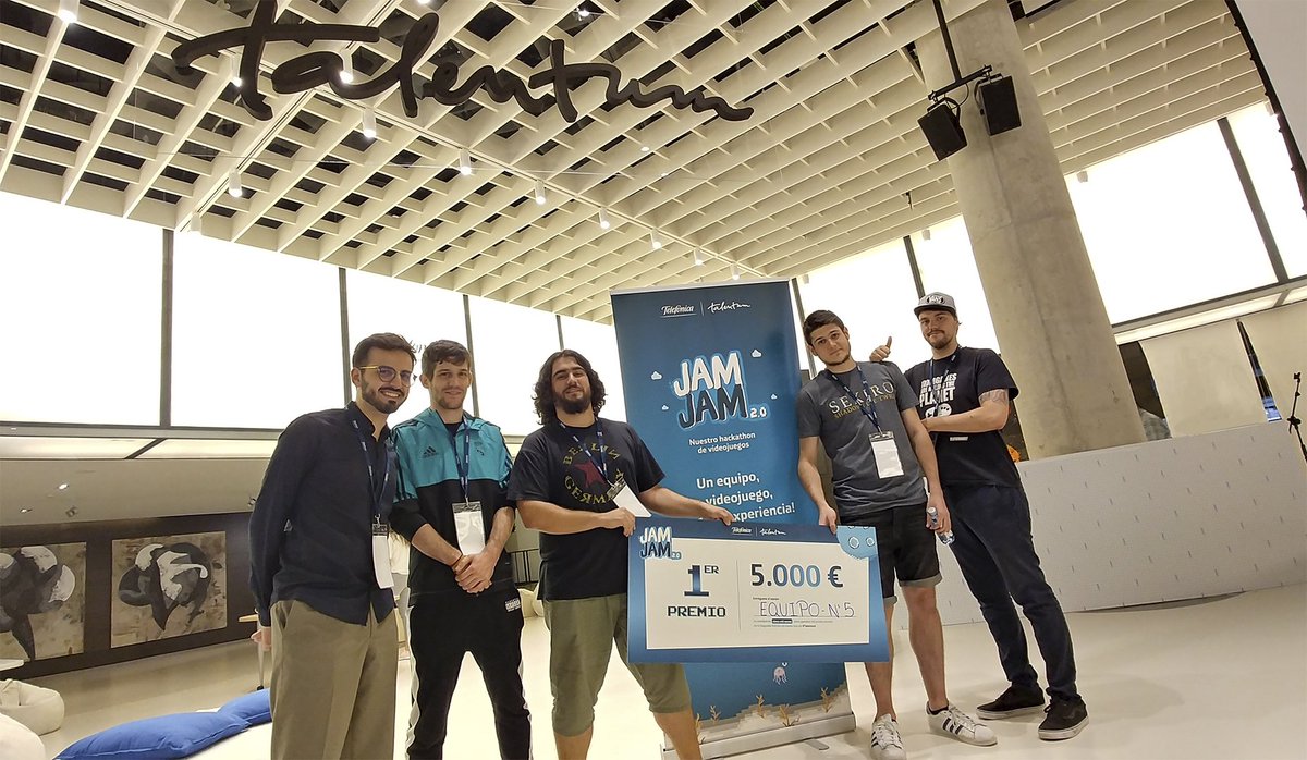 ThinkBig_open's tweet photo. ¡Enhorabuena! El juegazo del equipo 5 ha resultado el ganador de la #GameJam 🎮 ¡5.000€ para sus nuevos proyectos! @Talentum https://t.co/gUo8DEHbew