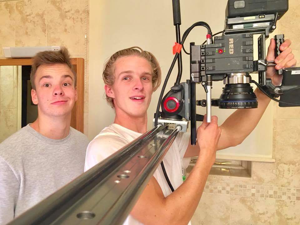 ERFilmFest's tweet photo. UAL L3 students on set @sdc_digital ... shooting a short to be screened at this year's @ERFilmFest #filmenglishriviera #filmdevon #greatfilmlocation https://t.co/qtGCdAdBL5
