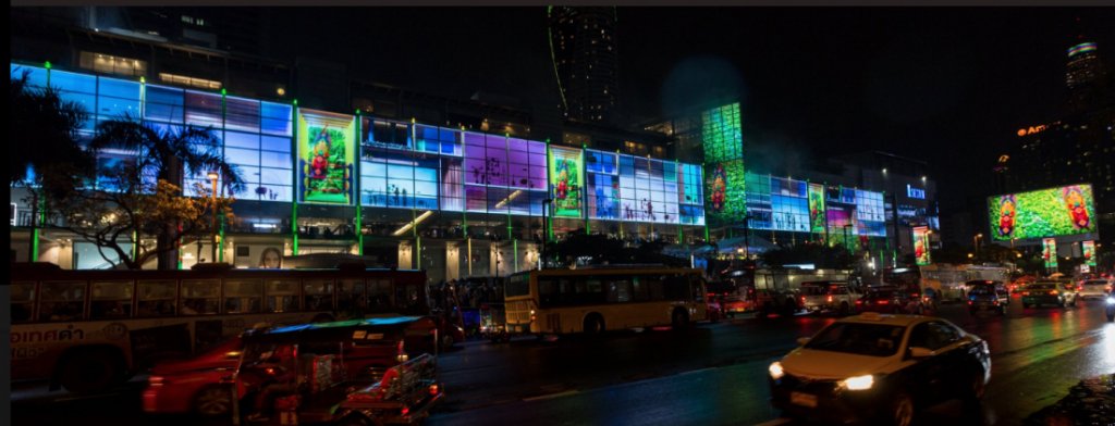 sixteennine's tweet photo. Bangkok Mall Turns Glass Curtain Wall Into Multimedia Spectacular @moment_factory https://t.co/UXZJnGczWE https://t.co/3N4Vb1Hdtm