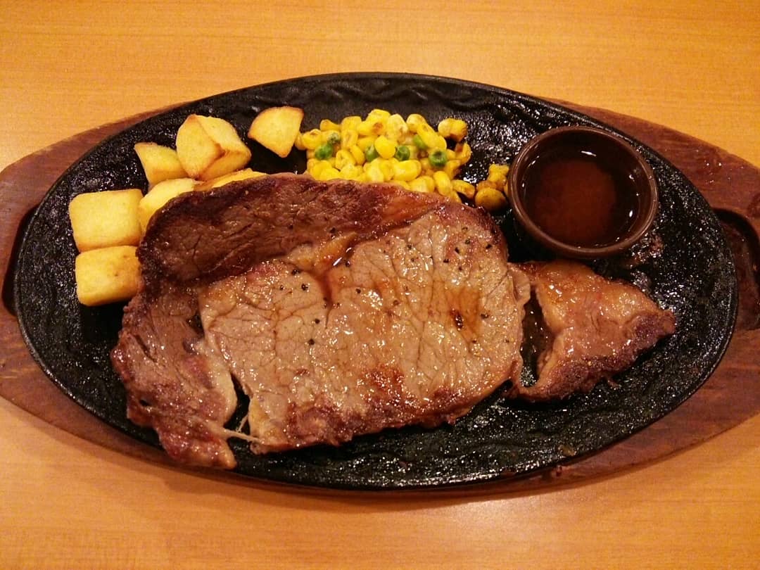 リブステーキ