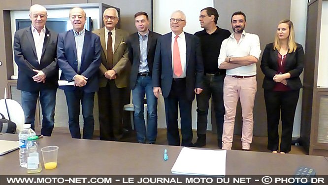 MotoNetCom's tweet photo. L'association 40 millions d'automobilistes dévoile son comité d'évaluation des #80kmh

@40MA @ffmcnat @RoutePlusSure @BenardDarniche @PChasseray @IOSCAVOCAT @IngridAttal @lautomobileclub 

Article complet et composition ➡️ https://t.co/AyIPMHn2Q9 https://t.co/VO8bfIrXhJ