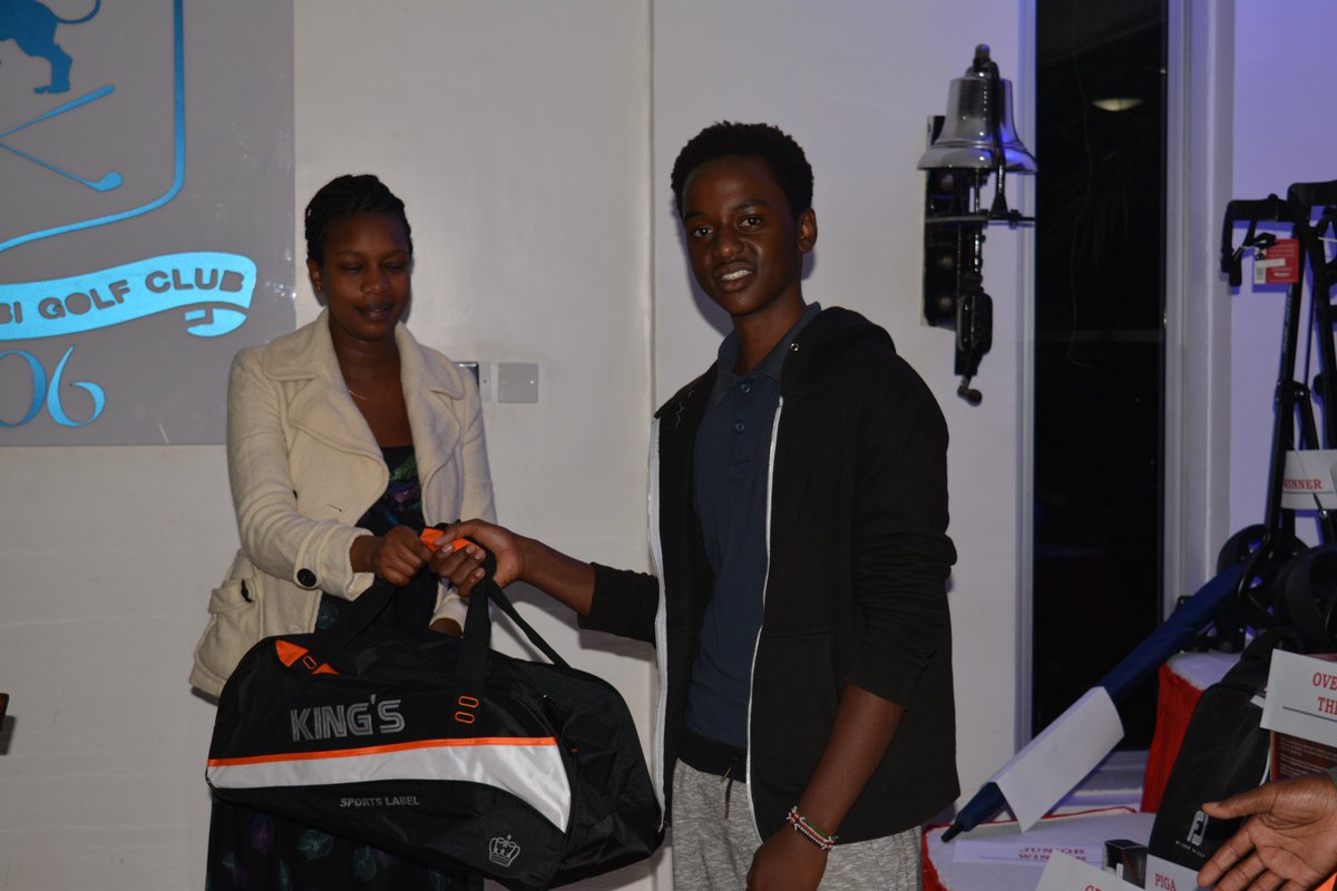RoyalNairobi_GC's tweet photo. Club Night - 30/08/2018
Winners :
#OverallWinner : Robert Nyanchoga - 41pts #OverallRunnerUp : Njeri Kriuki - 39pts #OverallThird : Joy Mugambi - 39pts #MenWinner : Nicholas Siwatom - 38pts #SeniorWinner : Mark Okeyo - 38pts #LadyWinner : Sophia Githuku - 37pts https://t.co/TiXDHXCdsd
