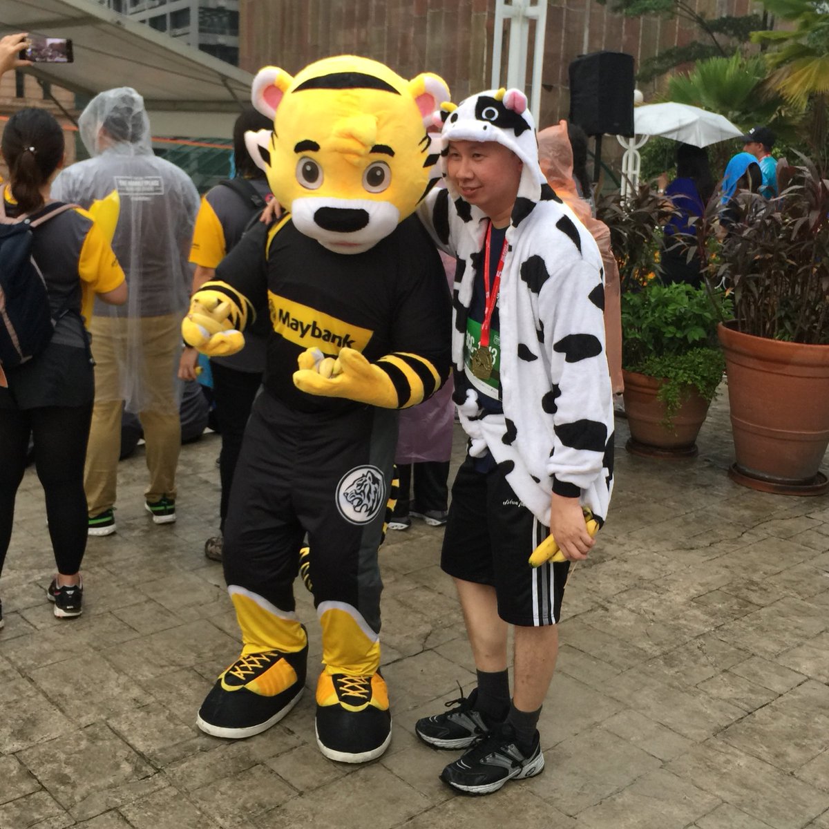 MyMaybank's tweet photo. Tiger has lots of fans. 

#MaybankInvestment
#BursaBullCharge #Run4Others https://t.co/ZJCASFLtYP