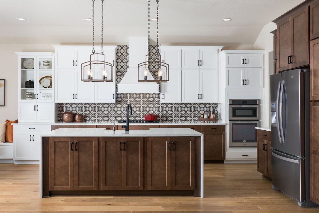 ProductsMag's tweet photo. #PRODUCTSNews: A new #study from @AshtonWoods shows that homebuyers prefer builders that offer customizable design elements. See more homebuyer trends here:  https://t.co/Jdau33Sqko https://t.co/A4yqJuov6x