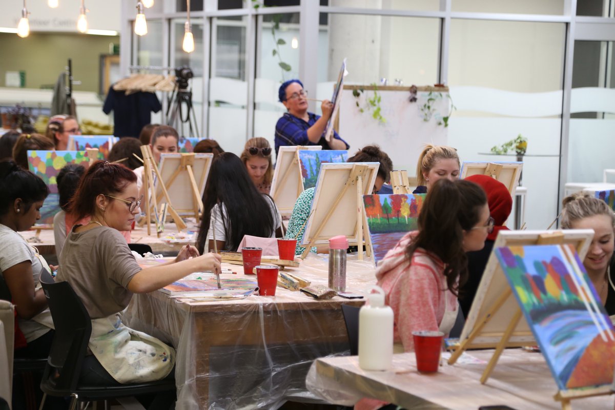 AlgonquinSS's tweet photo. Can you believe September is already coming to an end? 😲
#TBT to some of the coolest events we had going on this month from Paint Night to Community Projects!
Don't miss out in October, check out what we have coming up at https://t.co/X6gHw3gflH https://t.co/q7PpYwPxd9